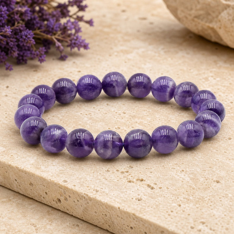 Bracelet Améthyste Rubanée 10 mm – Sérénité Constante