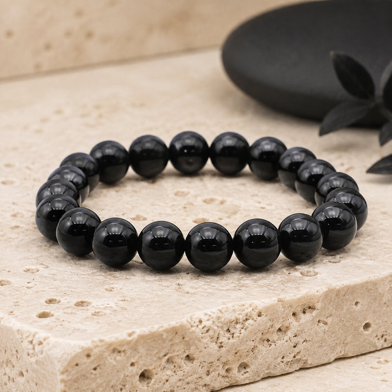 Bracelet Onyx 10 mm – Fermeté de l’Engagement