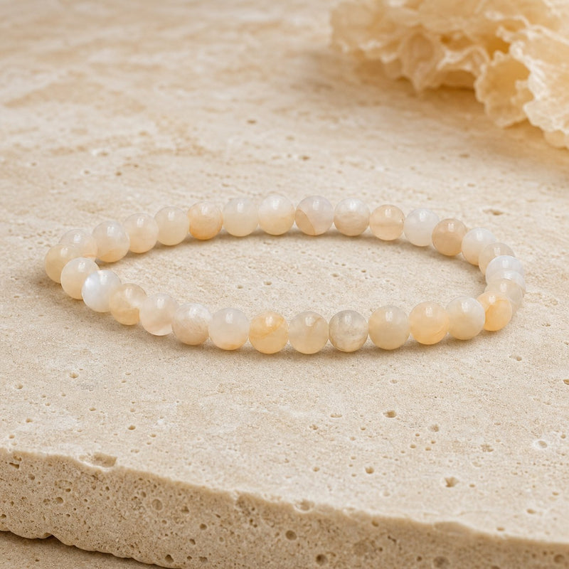 Bracelet Pierre de Lune Beige 6 mm – Attente Apaisée