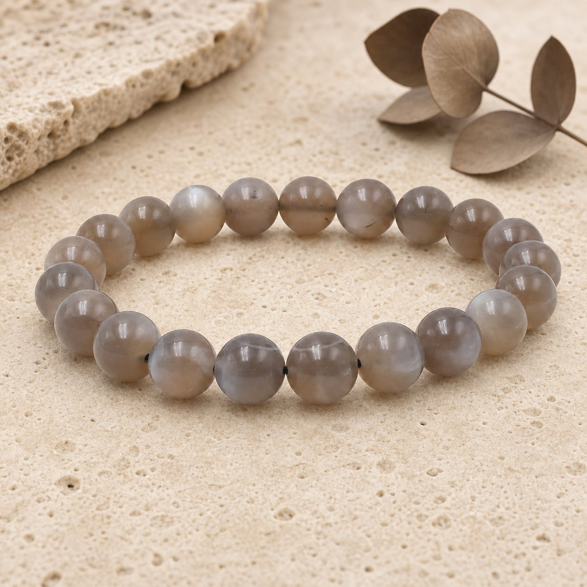 Bracelet Pierre de Lune Grise 10 mm – Intuition Calme