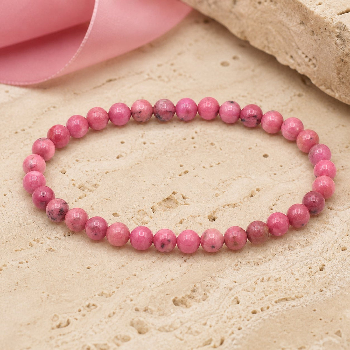 Bracelet Rhodonite 6 mm – Cœur Généreux