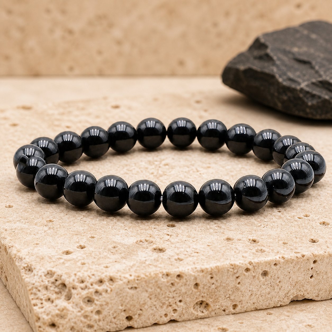 Bracelet Spinelle Noire 8 mm – Élan Retrouvé
